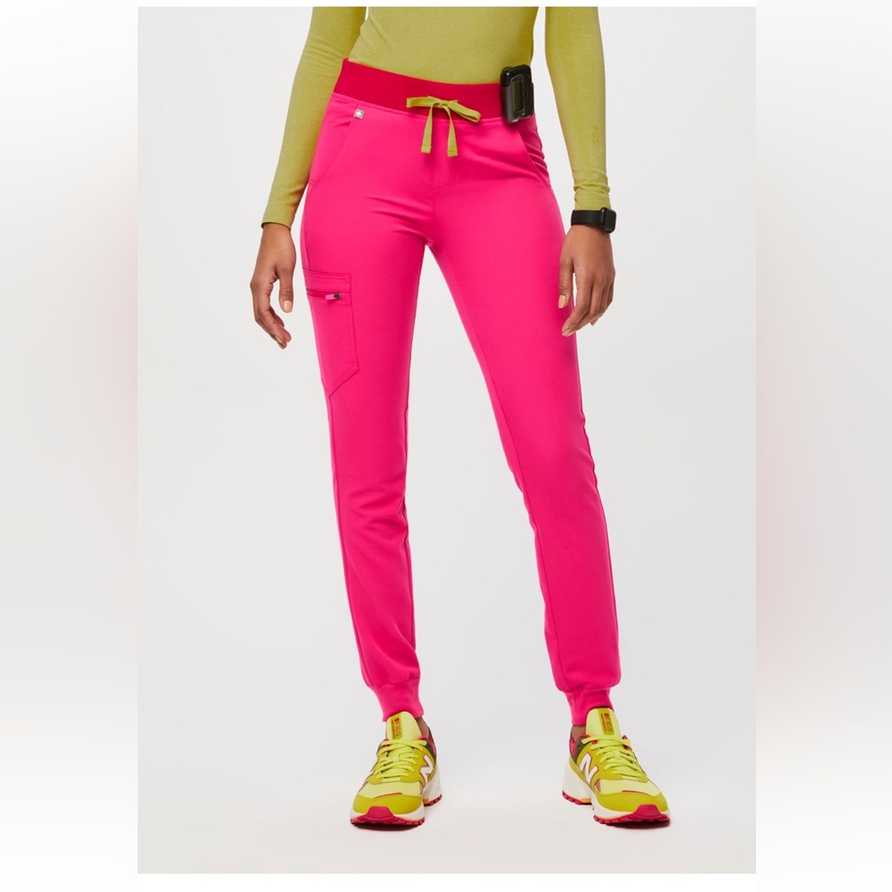 Figs Scrubs Pants Zamora S/T - Shocking Pink